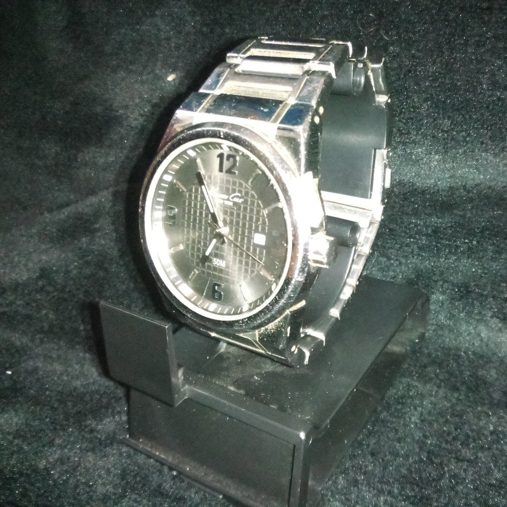 Pre-Loved Kenneth Cole New Work KC3574 Silver Tone Watch
